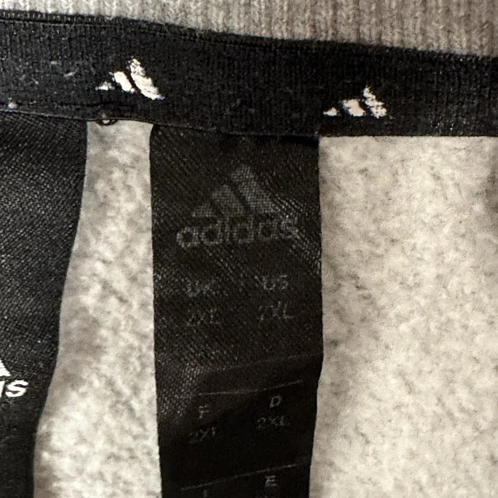 Adidas Three Stripes Sweatshirt Men's XL Gray Crewneck Sleeve Graphic Logo